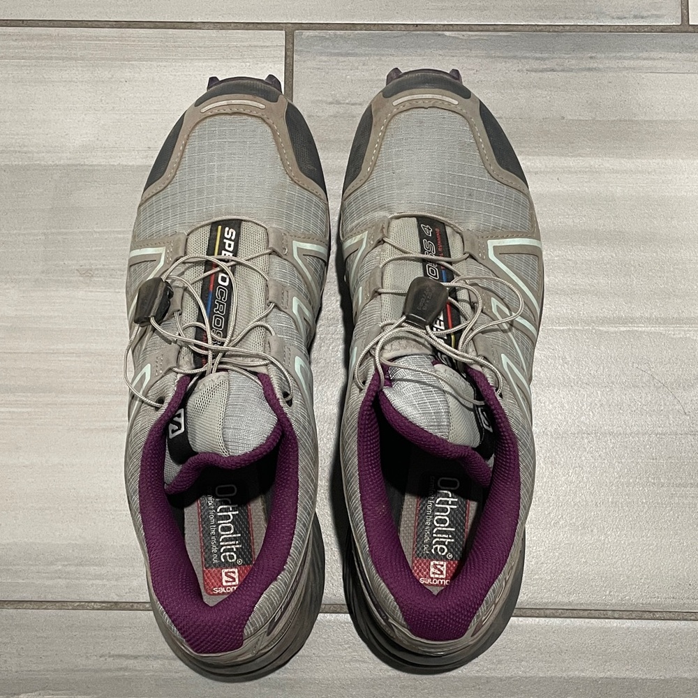 Salomon Women's Gray and Purple Athletic Shoes